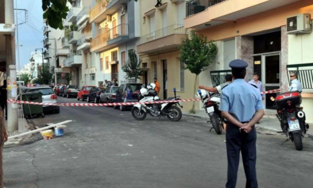 Σοκ στο Ηράκλειο: Mεθυσμένη γυναίκα κάλεσε αστυνομικό για βοήθεια και τον... δάγκωσε